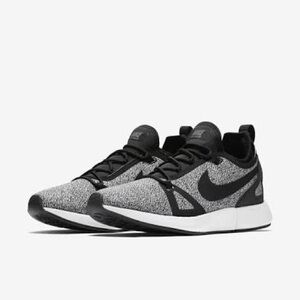 Nike duel racer knit sneakers